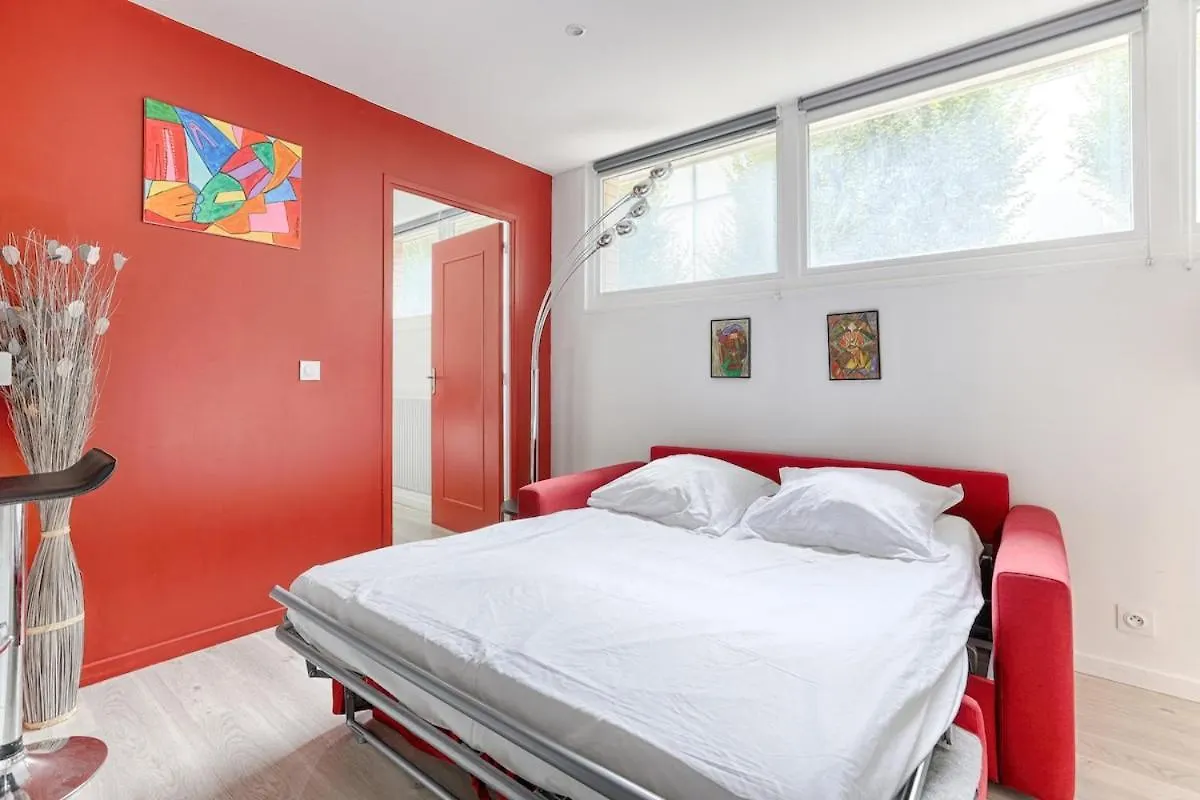 Charming Gambetta Saint Fargeau I Apartment Paris