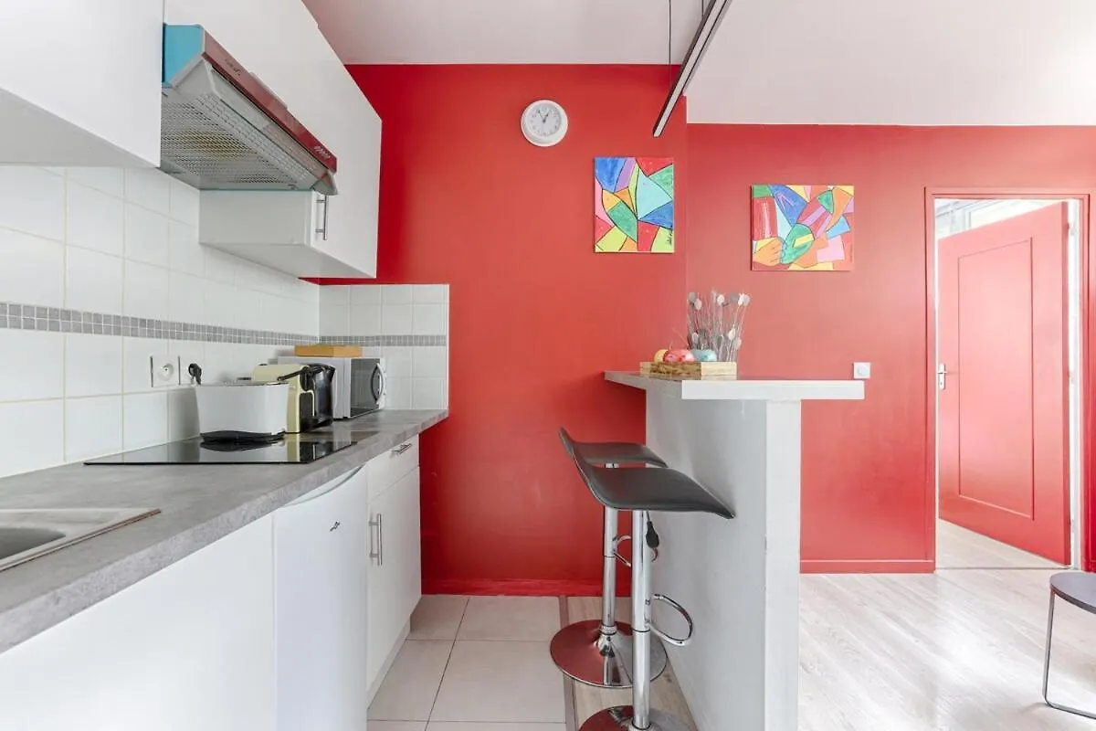 Charming Gambetta Saint Fargeau I Apartment Paris