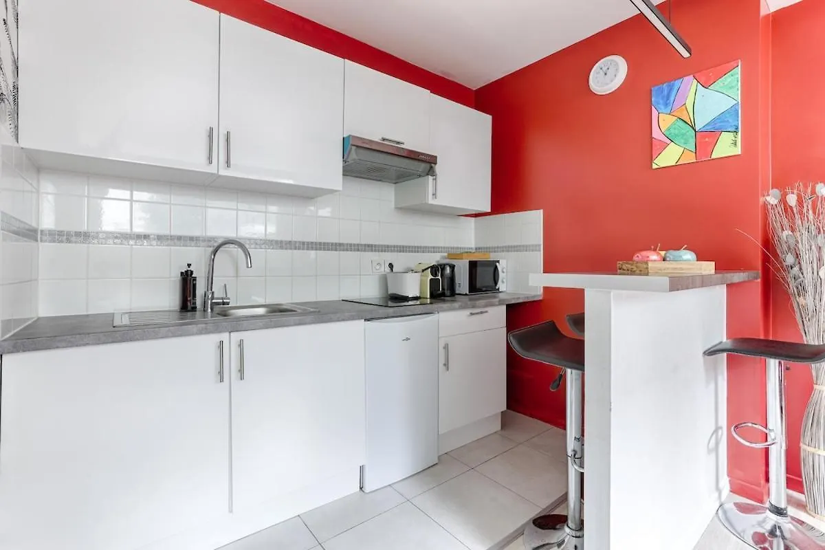 Charming Gambetta Saint Fargeau I Apartment Paris