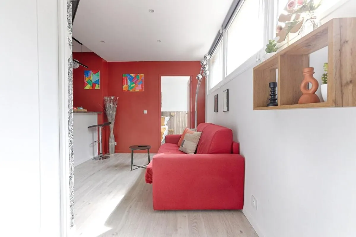 Charming Gambetta Saint Fargeau I Apartment Paris